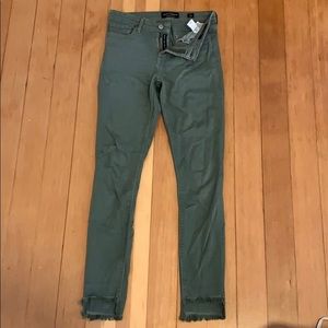 Lucky Brand army green jeans